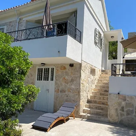 “levina”new Build House,otok Zut,kornati Дом отдыха *